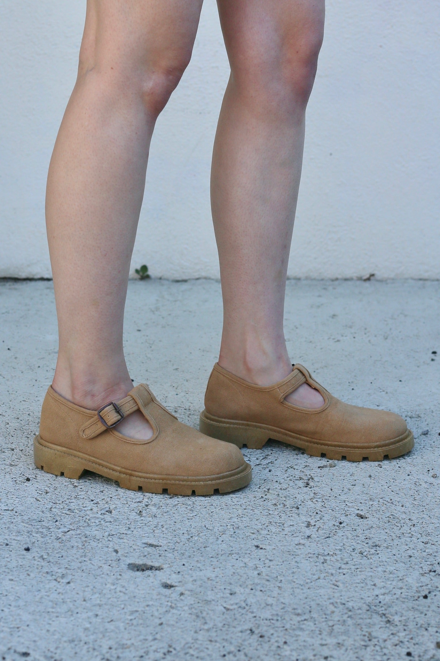 Small Lot Lug Sole Mary Jane / Honey